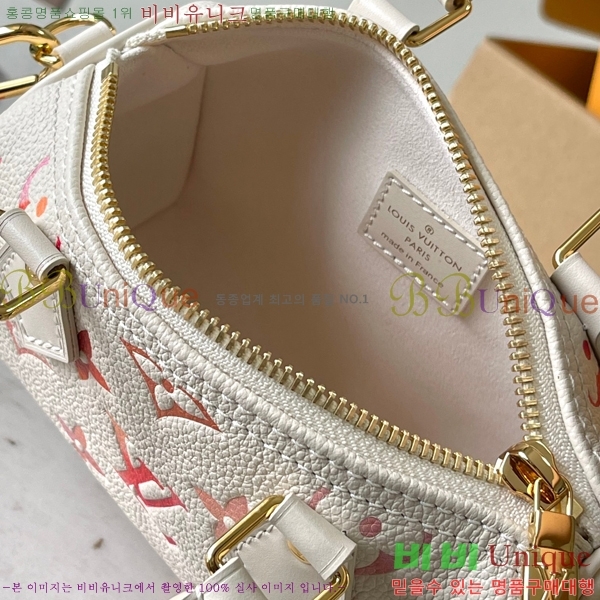 #���̺��� ���ǵ� �ݵѸ��� �̴� M83452-1000