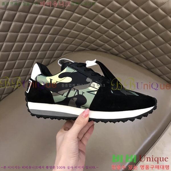 ���� �߷�Ƽ�� ����Ŀ�� 28VT24822-4