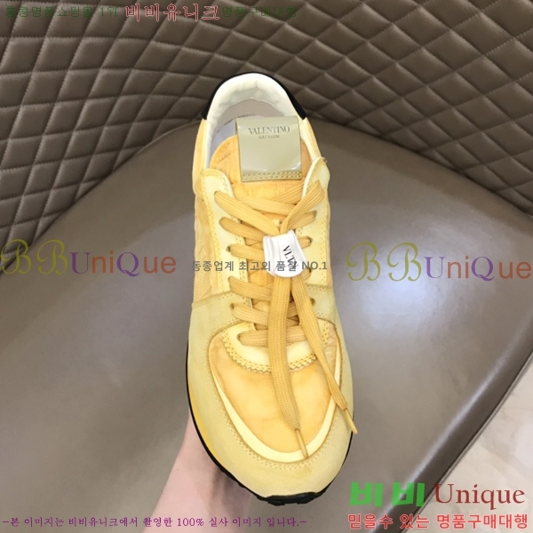 ���� �߷�Ƽ�� ����Ŀ�� 29VT24821-1