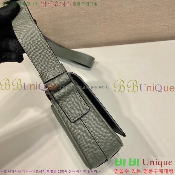 #����� ���ǾƳ� ũ�ν��� 2VD065-102