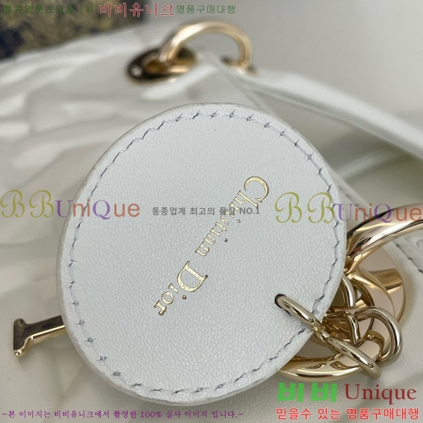 #��� ���̵�� ���� M8002-600