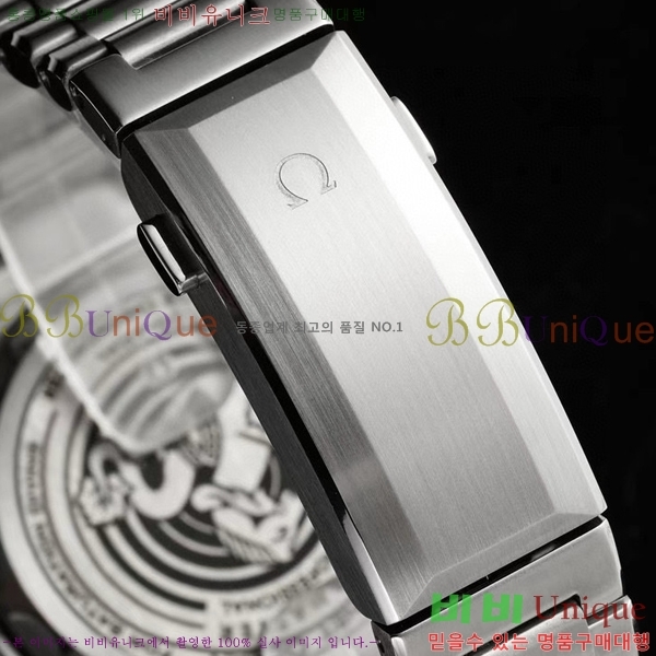 ���ް� �������� �÷��ֿ��� ��Ʈ�� �� OM5361214-4