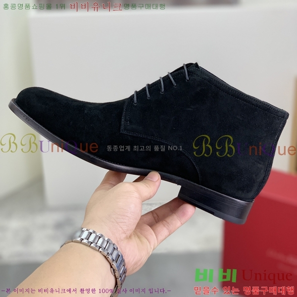 ���� ��󰡸� Ŭ���� ��Ŀ ���� 66F248293-2