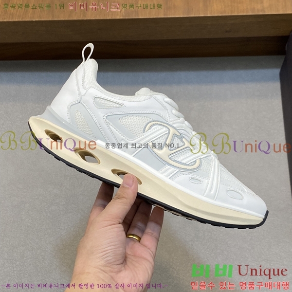 ���� �߷�Ƽ�� ����Ŀ�� VA832640-5