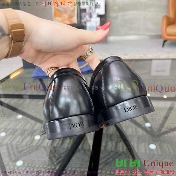 ���� ��� ���� D9978052-1