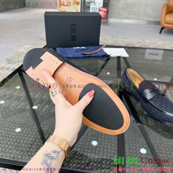 ���� ��� ���� D9978053