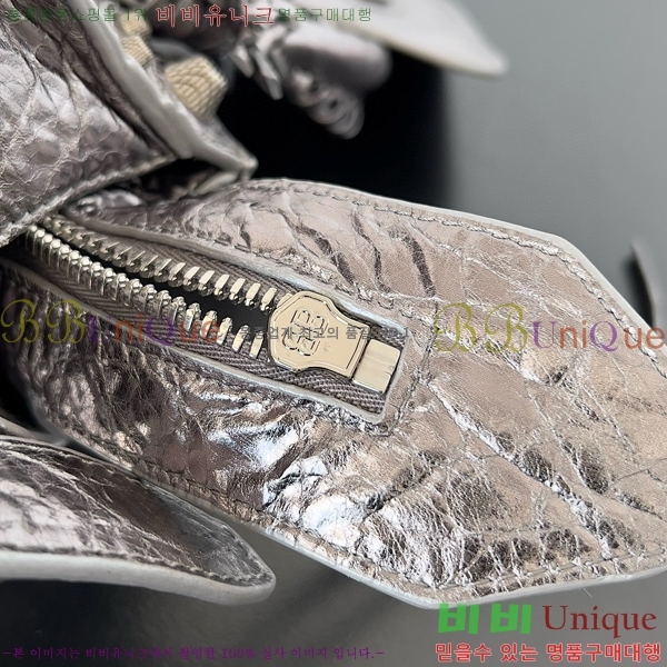 #�߷��þư� �׿� ī�� ����� XS �� 700940-204