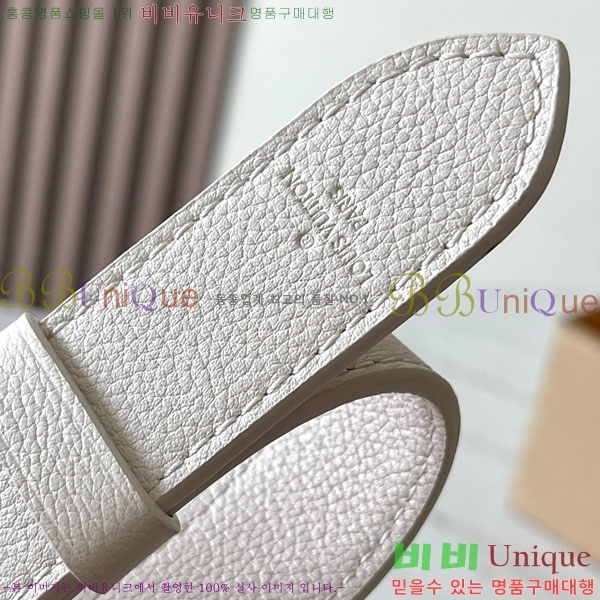 #���̺��� ����Ʈ Ʈ����Ʈ ����� M25359-503