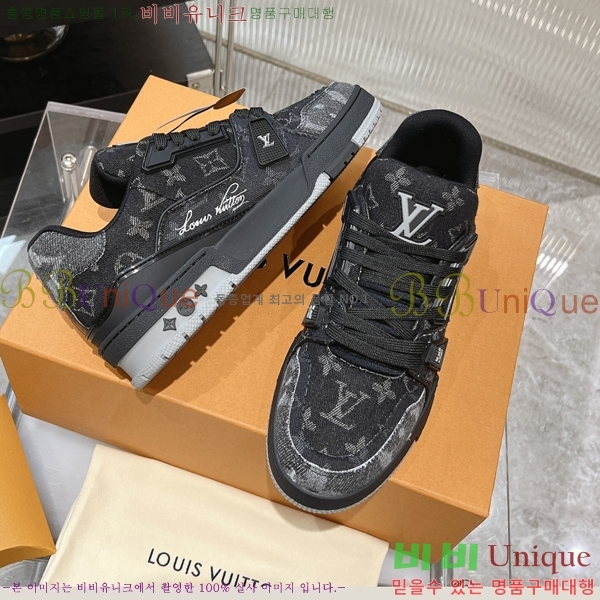 NEW LV Ʈ���̳� ����Ŀ�� 44L2412436-4