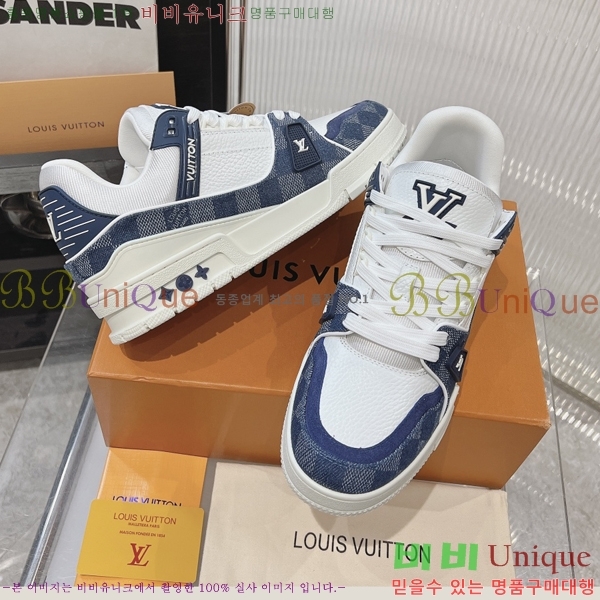 NEW LV Ʈ���̳� ����Ŀ�� 44L2412434-3