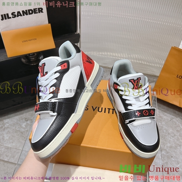 NEW LV Ʈ���̳� ����Ŀ�� 40L24768941-3