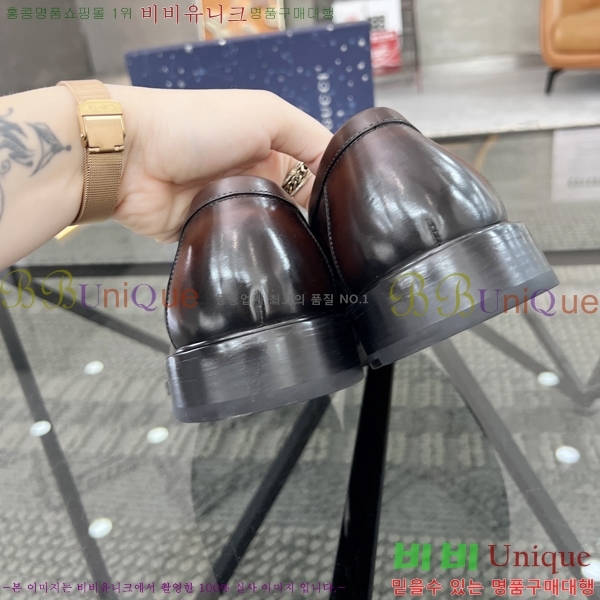 ���� ���� ���� G892701-3