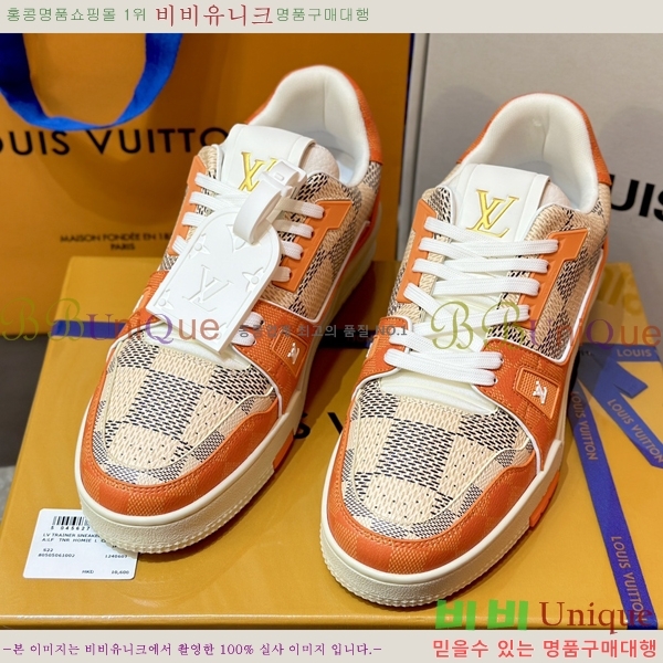 NEW LV Ʈ���̳� ����Ŀ�� 38L2412436-1