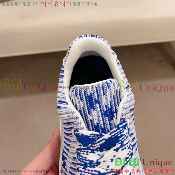 ���� ������ ����Ŀ�� B92374-4