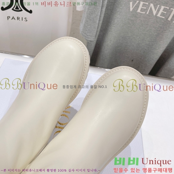 ���� ��� 30 Montaigne ��Ŭ ���� 40D24101613-2