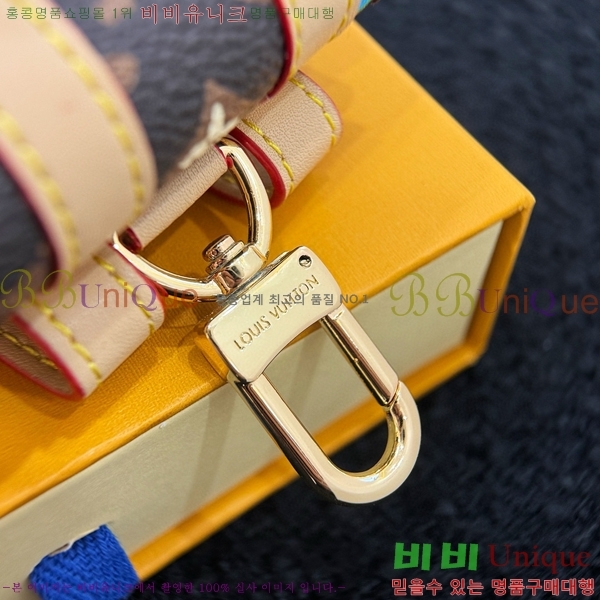 ���̺��� �̴� ũ�������� �Ŀ�ġ M77166-5