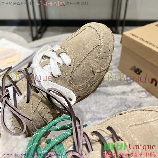 ���� �̿�̿� X ���߶��� 530 ����Ŀ�� M8945137-1