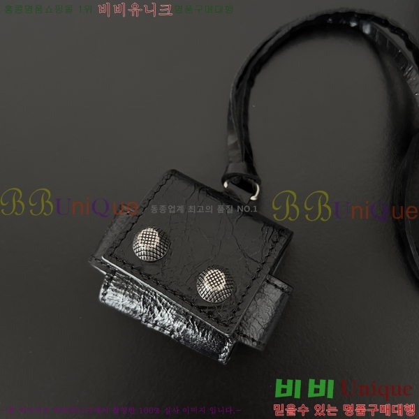 #�߷��þư� LE CAGOLE �� ī�� Xs �÷��� ���� 719082210-1