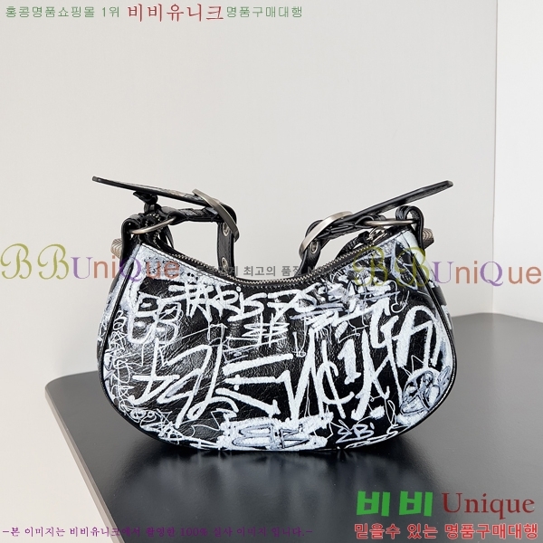 #�߷��þư� LE CAGOLE �� ī�� Xs ����� 6713091-15