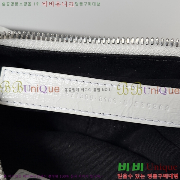 #�߷��þư� LE CAGOLE �� ī�� Xs ����� 6713091-16