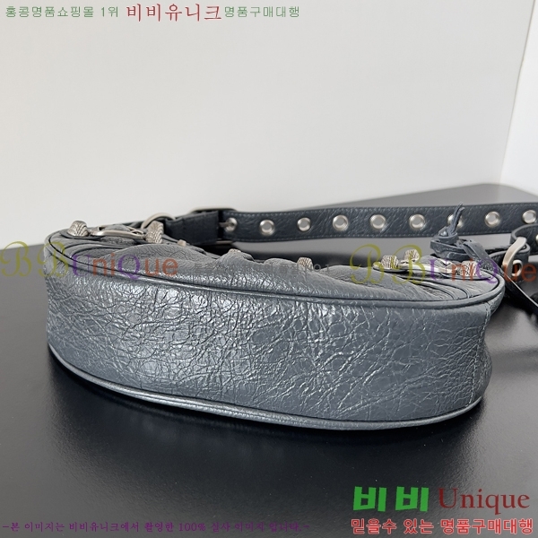 #�߷��þư� LE CAGOLE �� ī�� Xs ����� 6713091-6