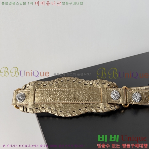 #�߷��þư� LE CAGOLE �� ī�� Xs ����� 6713091-11