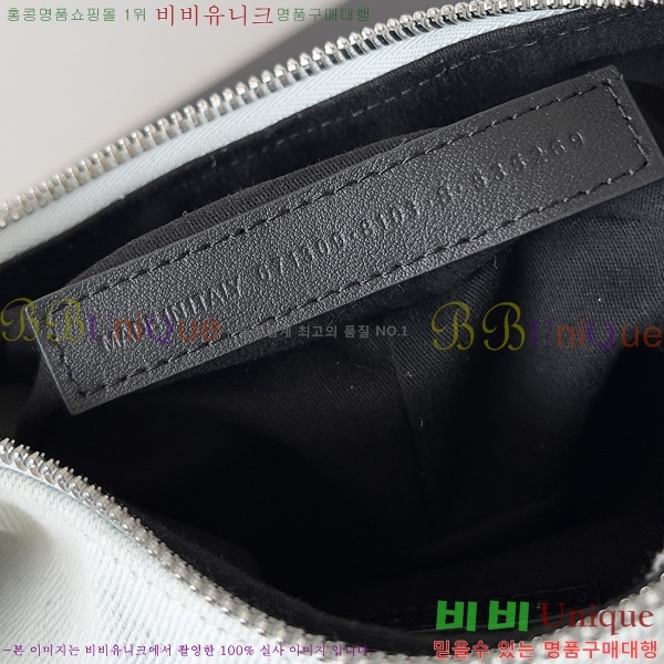 #�߷��þư� LE CAGOLE �� ī�� Xs ����� 6713091-18