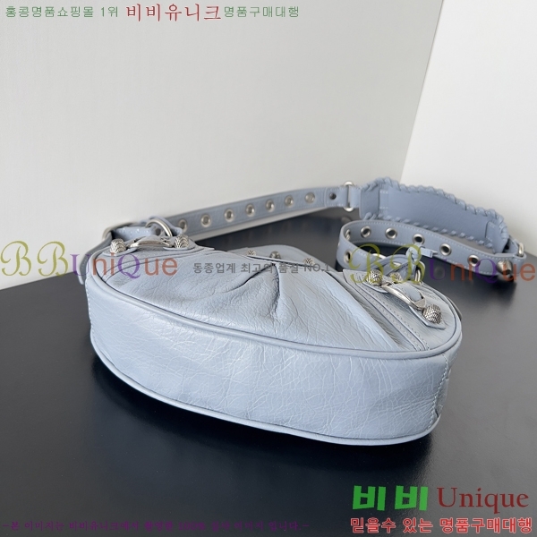 #�߷��þư� LE CAGOLE �� ī�� Xs ����� 6713091-12