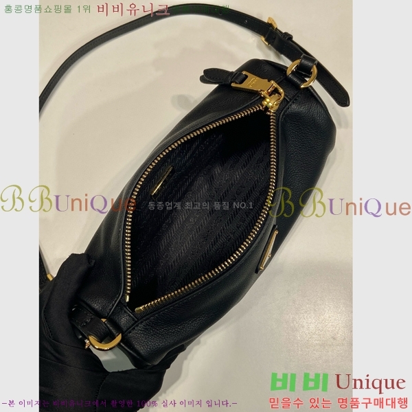 #����� �ﰢ �ΰ� ũ�ν��� 1BC239-102