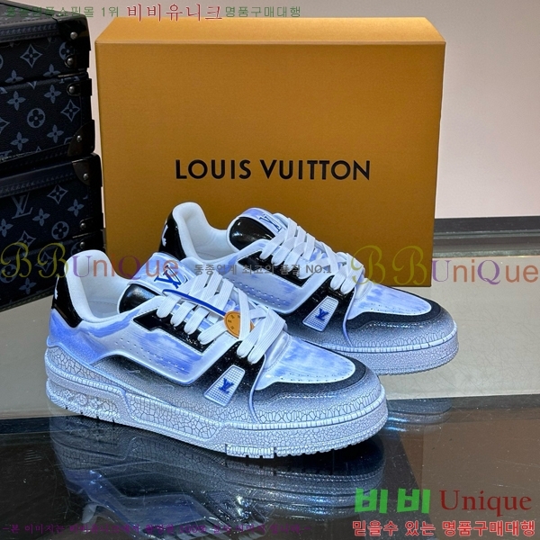 ���̺��� Ʈ���̳� ����Ŀ�� 55L4541744-4