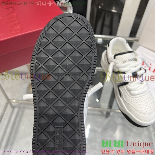 �߷�Ƽ�� ONE STUD XL ����Ŀ�� 35VA2412201-4 ��5cm