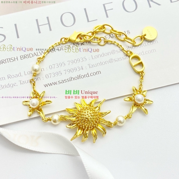 ��� ���� D4O09233-4