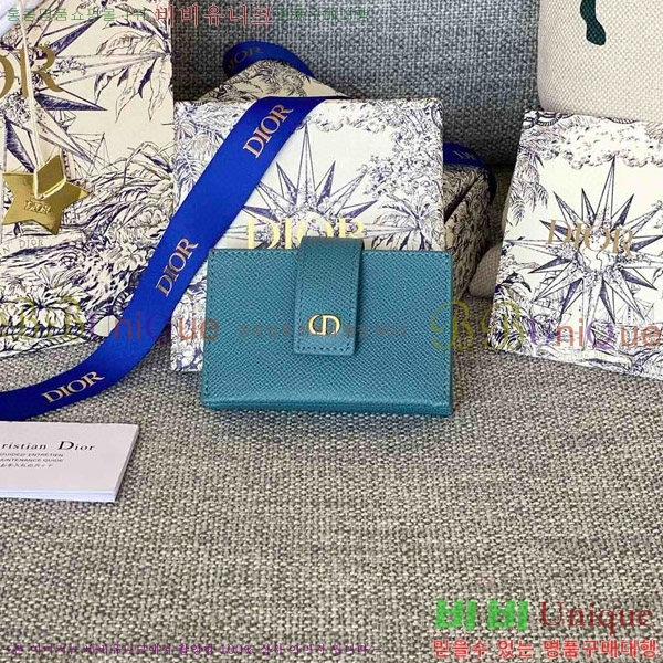 #��� 30 ������ 5 ���� ī�� ���� S2058-105