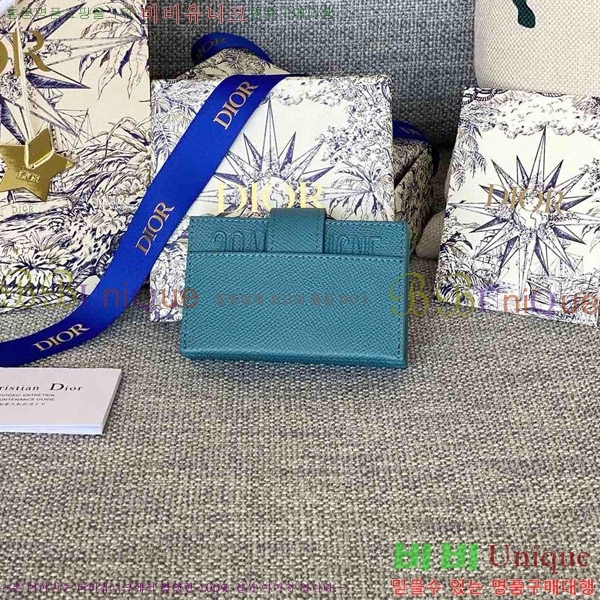 #��� 30 ������ 5 ���� ī�� ���� S2058-105