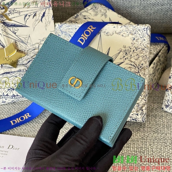 #��� 30 ������ 5 ���� ī�� ���� S2058-105