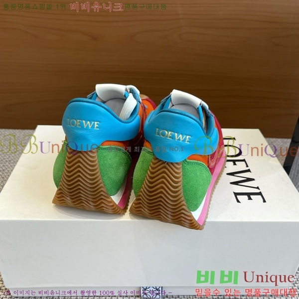 ���� �ο��� ����Ŀ�� 29LW249306-17