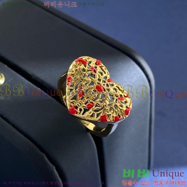 ��� ���� D8500172-6