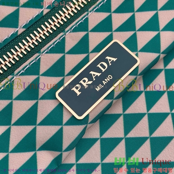 #����� �ﰢ �ΰ� �ɺ� �ڼ� �����Ϸ� ��Ʈ�� 1BD552-103