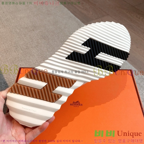 �����޽� �ٿ�� ����Ŀ�� 34H746537-5