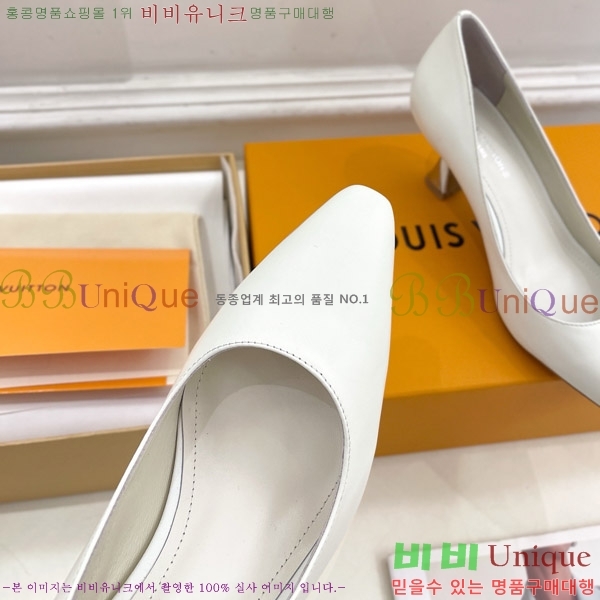 ���̺��� ������ 32LV575144-3 ��6.5cm