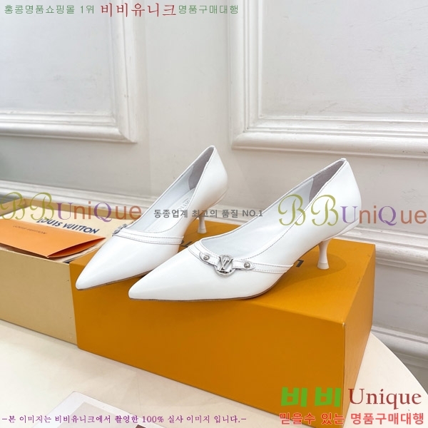 ���̺��� ������ 34LV575122-4 ��5.5cm