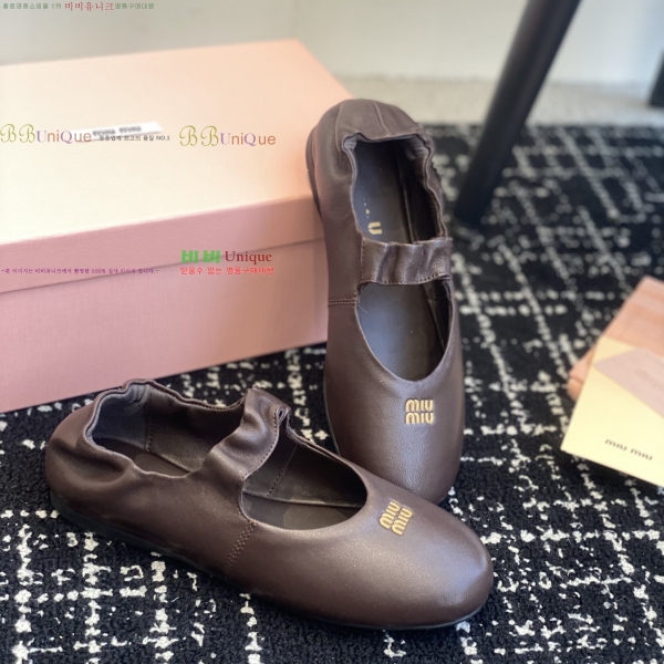 �̿�̿� �޸����� �÷����� 32MU253142-3