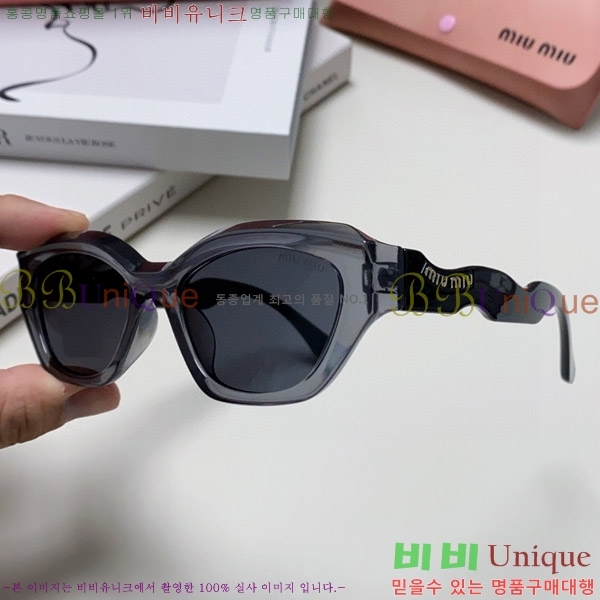 �̿�̿� ���۶� M2459178-1