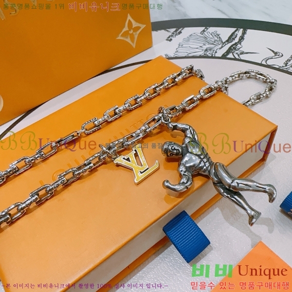 ���̺��� ����� LV4823970-9