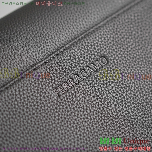 #��󰡸� ũ�ν��� 2116086-2