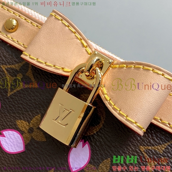 #���̺��� x ����ī�� ��ī�� ����Ʈ ü�� �Ŀ�ġ�� M13666-150