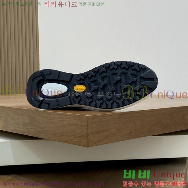 ���� �߸� ����Ŀ�� B47264-1