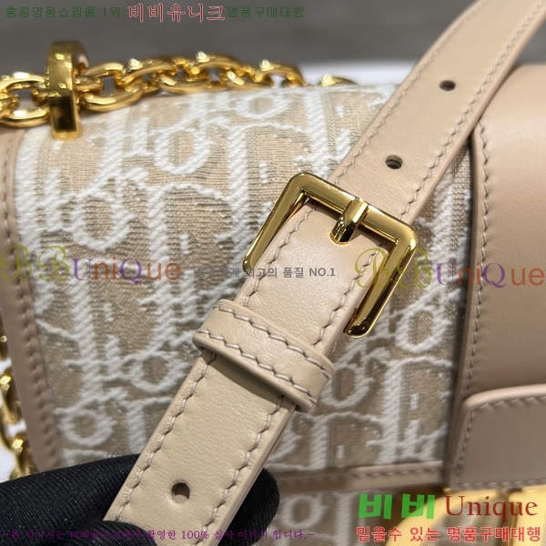 #��� 30 ������ �̽�Ʈ ����Ʈ ü�� �� M9334-304