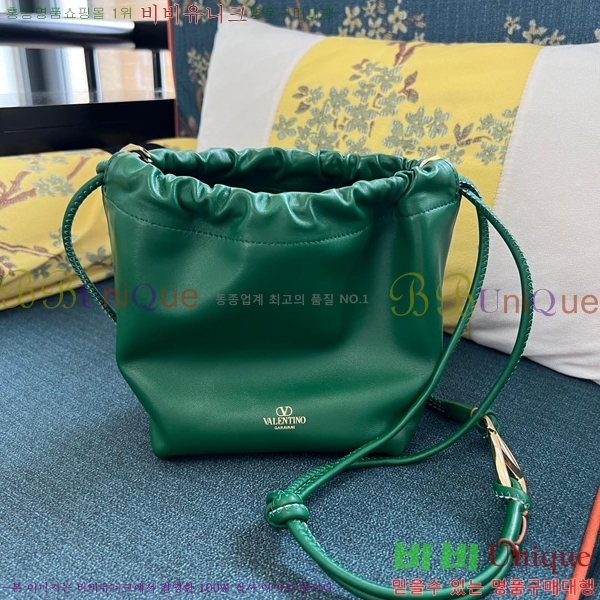 #�߷�Ƽ�� ����ٴ� ���̷ΰ� �̴� Ǫ�� ��Ŷ�� 20877-4