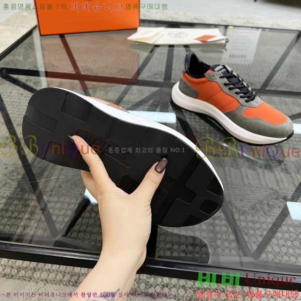 ���� �����޽� ����Ŀ�� HR599104-8